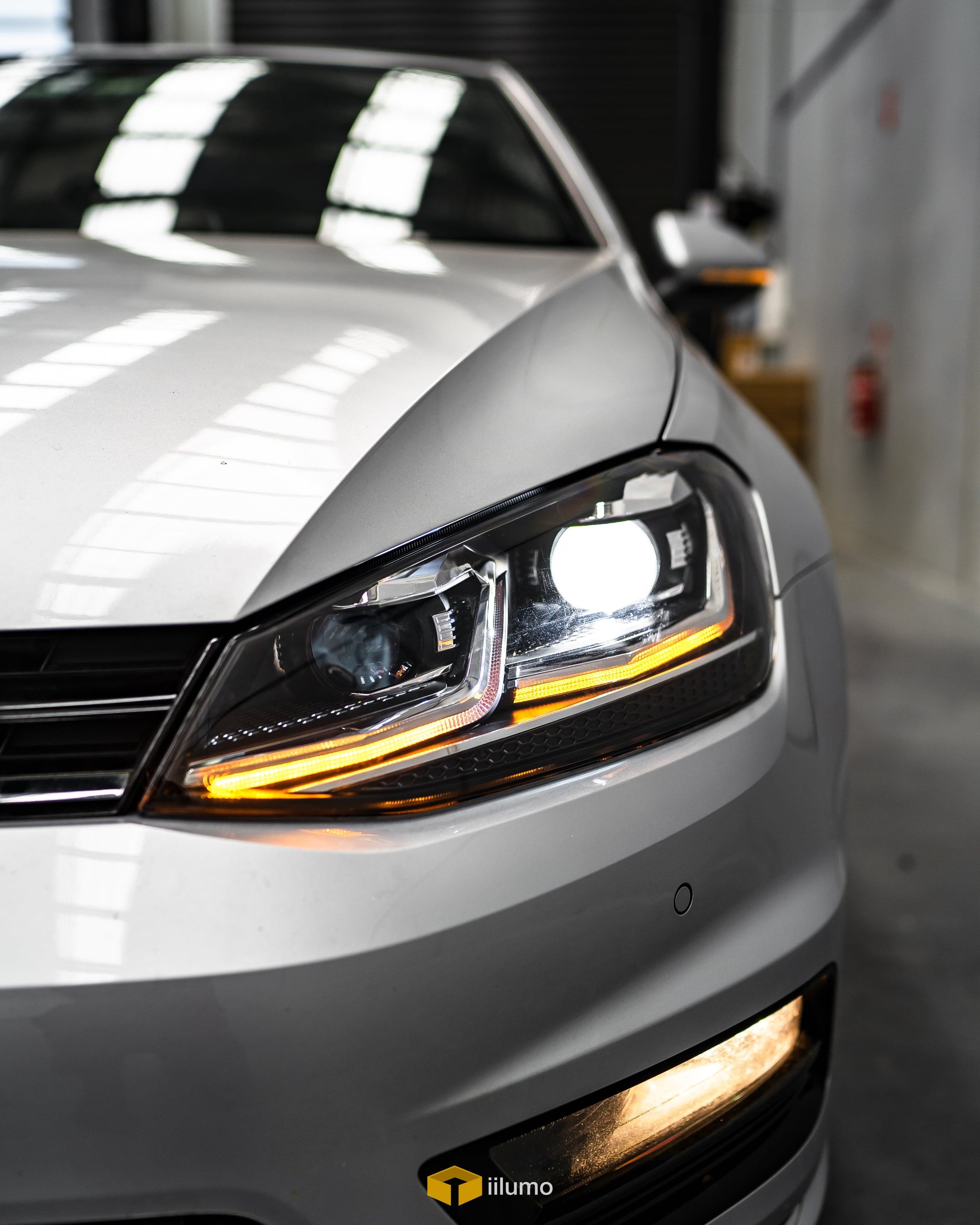 Volkswagen MK7.5R Golf LED Headlight Bulbs iilumo